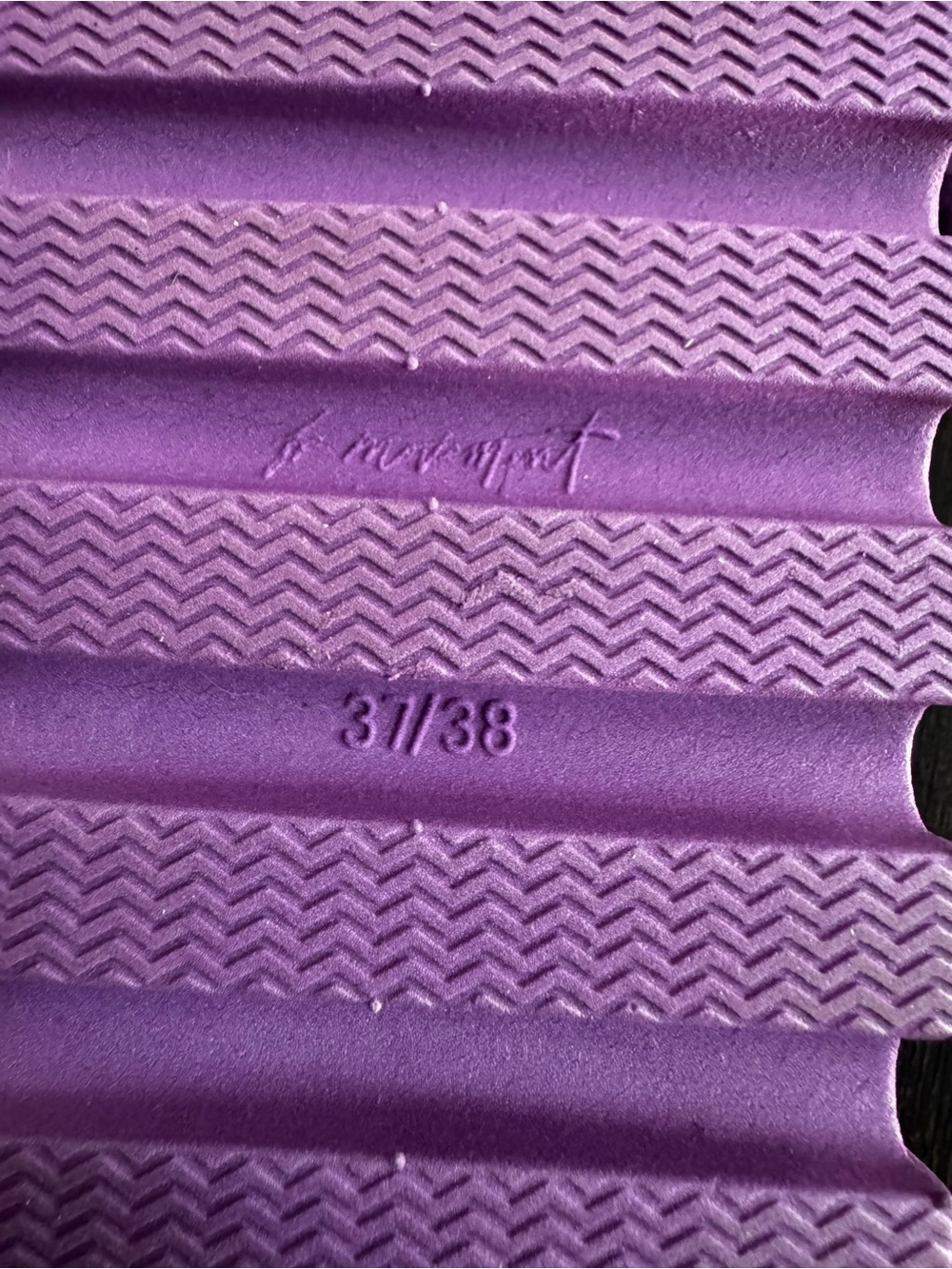 Free People Movement Halftime Slides in a vibrant violet rose purple - Picture 6 of 8